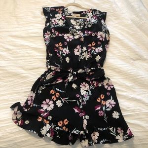 NEW! LOFT Floral Romper (Medium)
